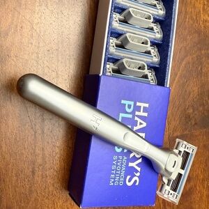 New, unused Harry's Razor with Blades